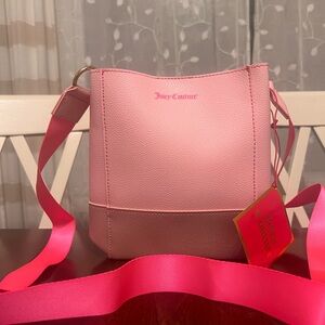 NWT JUICY COUTURE CROSSBODY❤️❤️❤️❤️❤️❤️❤️❤️